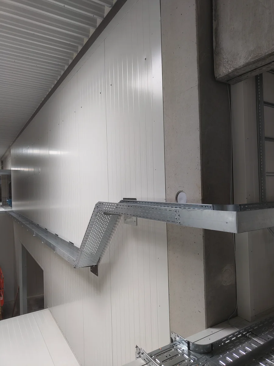 Design and realization of cable trays for Franken-Gemüse Knoblauchsland eG