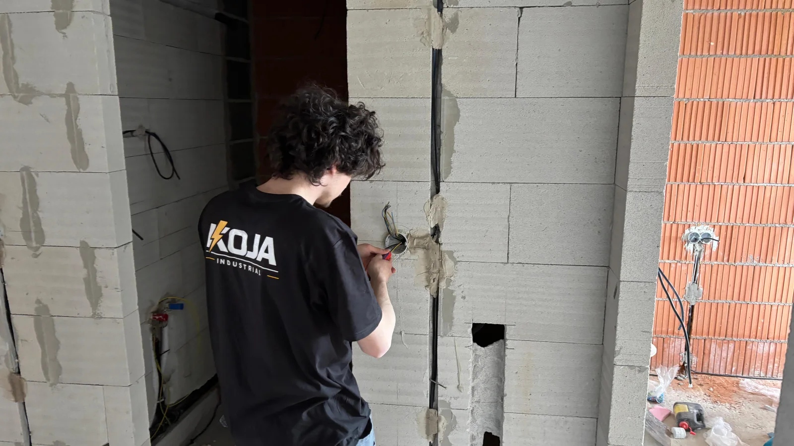 Rough electrical installation on project Galvania residence